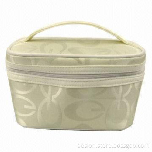 Polyester Cosmetic Bag, Made of Quilted Cotton Fabric, Customized Sizes and Designs Accepted